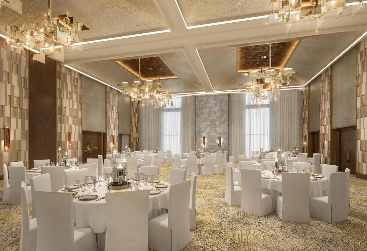 Holiday Inn Dubai Al-Maktoum Airport By Ihg Екстериор снимка