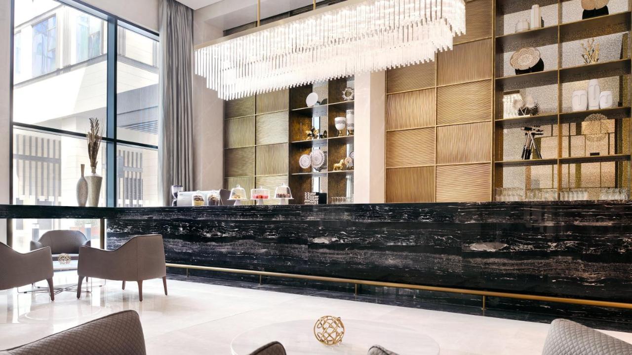 Holiday Inn Dubai Al-Maktoum Airport By Ihg Екстериор снимка