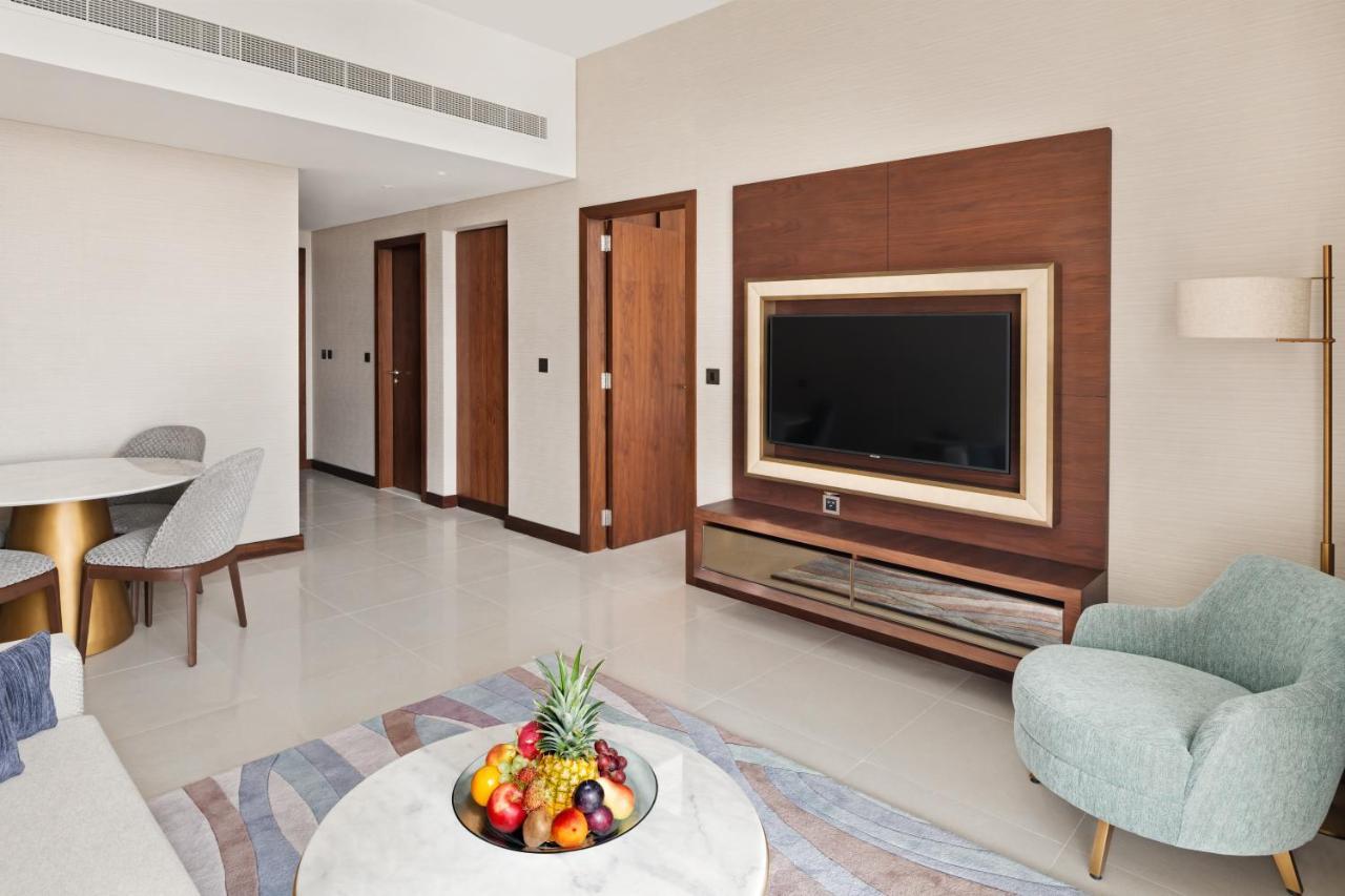 Holiday Inn Dubai Al-Maktoum Airport By Ihg Екстериор снимка
